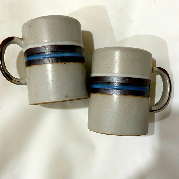 Vintage Otagiri Stoneware Large Sized Salt Pepper Shakers - Picture 1 of 5